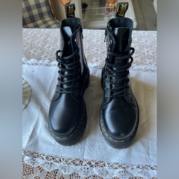 NWOT JADON Platform Doc Martens - Picture 2 of 8